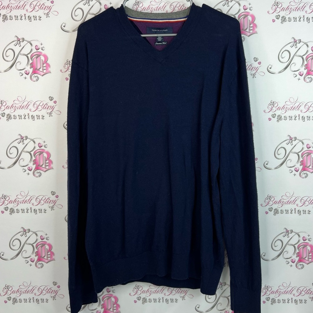 Tommy Hilfiger long sleeve elbow plat h premium wool Dark Blue V-Neck Sweater